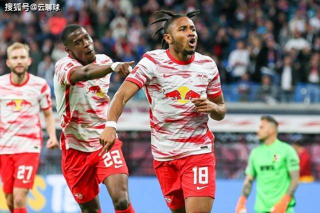 欧文：当初只想在皇马踢一两年 然后重回利物浦